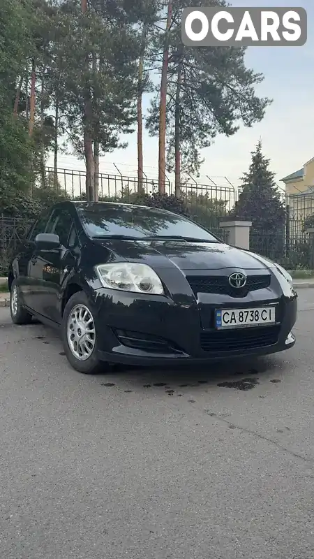 Хэтчбек Toyota Auris 2009 1.4 л. Ручная / Механика обл. Черкасская, Умань - Фото 1/21