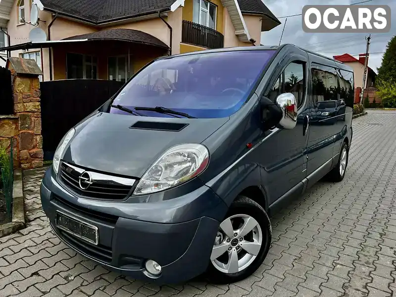 Минивэн Opel Vivaro 2010 2 л. Ручная / Механика обл. Хмельницкая, Хмельницкий - Фото 1/21