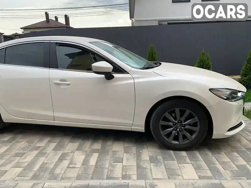 Седан Mazda 3 2016 2 л. обл. Винницкая, Винница - Фото 1/5