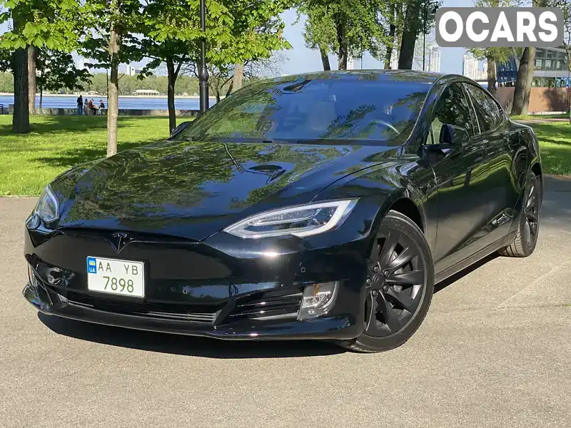 Лифтбек Tesla Model S 2018 null_content л. Автомат обл. Киевская, Киев - Фото 1/21