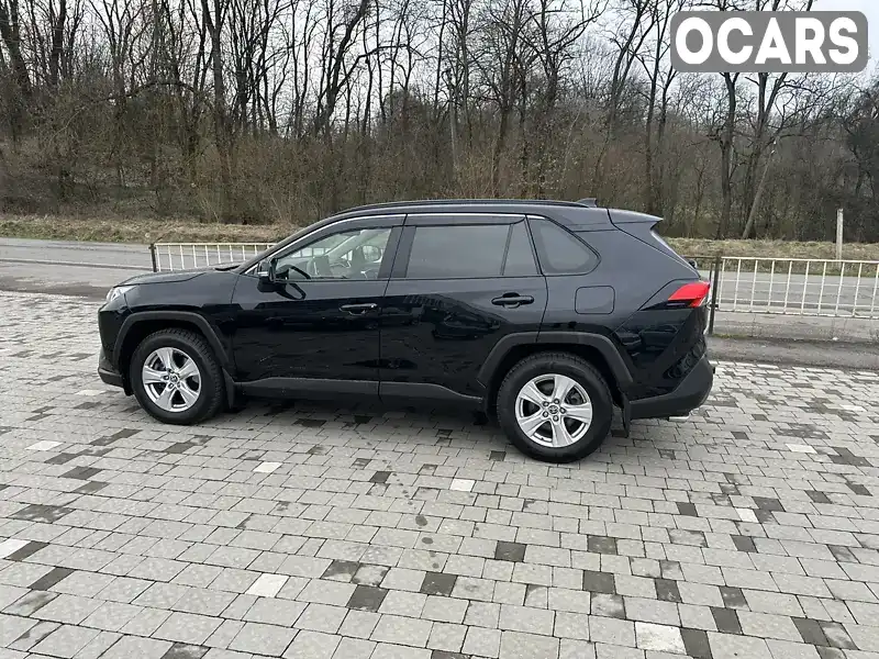 Внедорожник / Кроссовер Toyota RAV4 2020 2 л. Автомат обл. Закарпатская, Иршава - Фото 1/21