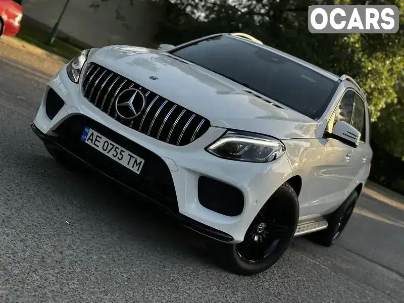 Внедорожник / Кроссовер Mercedes-Benz GLE-Class 2017 3.5 л. Автомат обл. Днепропетровская, Днепр (Днепропетровск) - Фото 1/21