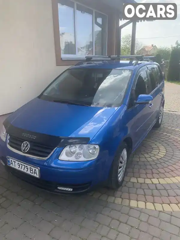 Минивэн Volkswagen Touran 2006 1.6 л. Ручная / Механика обл. Ивано-Франковская, Ивано-Франковск - Фото 1/11