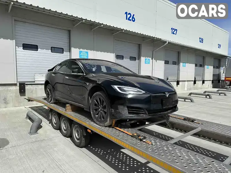 Лифтбек Tesla Model S 2017 null_content л. Автомат обл. Львовская, Львов - Фото 1/9