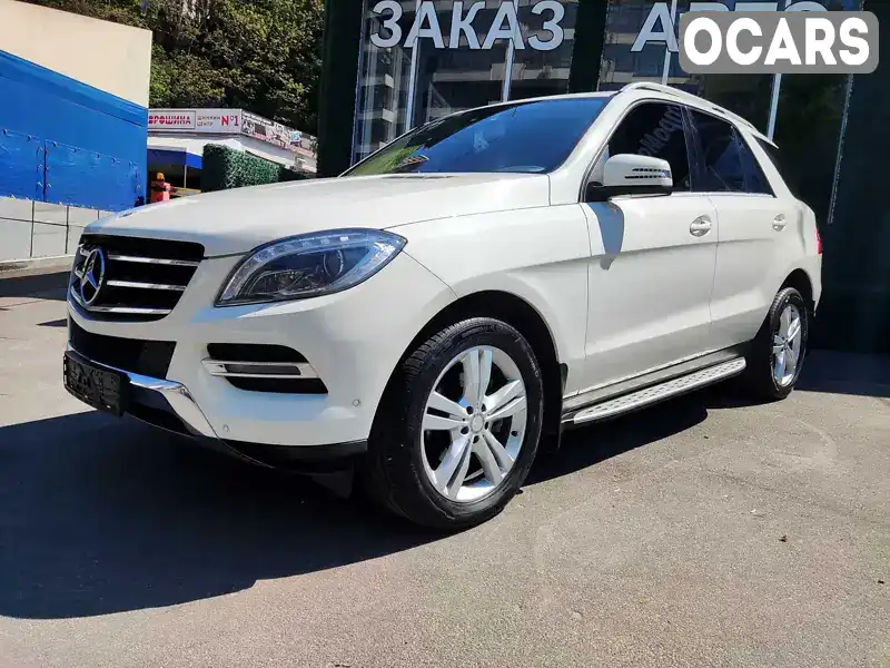 Позашляховик / Кросовер Mercedes-Benz M-Class 2013 3 л. Автомат обл. Київська, Київ - Фото 1/21