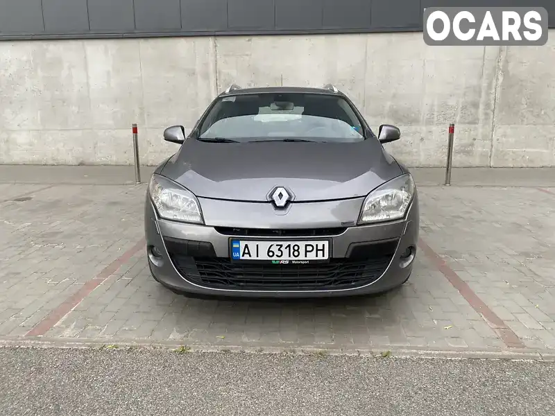 Універсал Renault Megane 2010 1.46 л. Ручна / Механіка обл. Київська, Вишневе - Фото 1/13