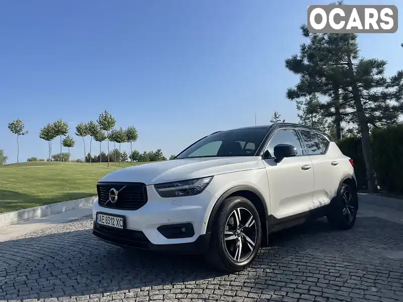 Позашляховик / Кросовер Volvo XC40 2018 2 л. Автомат обл. Дніпропетровська, Дніпро (Дніпропетровськ) - Фото 1/15