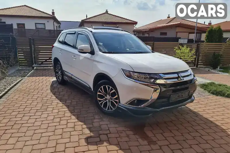 Позашляховик / Кросовер Mitsubishi Outlander 2017 2.36 л. Варіатор обл. Тернопільська, Тернопіль - Фото 1/14