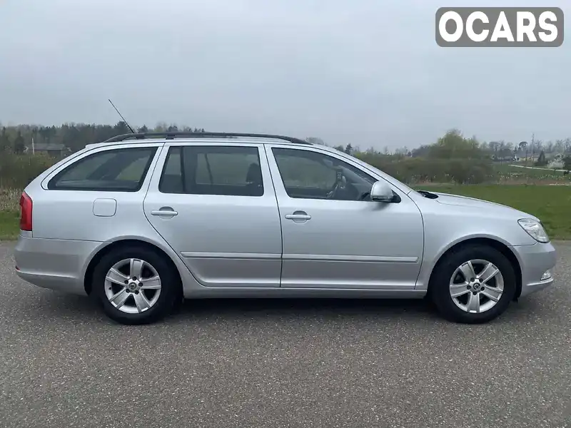 Универсал Skoda Octavia 2010 1.6 л. Ручная / Механика обл. Полтавская, Полтава - Фото 1/13