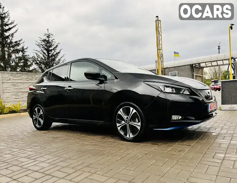 Хэтчбек Nissan Leaf 2019 null_content л. Автомат обл. Киевская, Киев - Фото 1/17