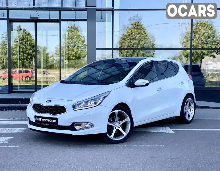 Хетчбек Kia Ceed 2012 1.6 л. Типтронік обл. Київська, Київ - Фото 1/21