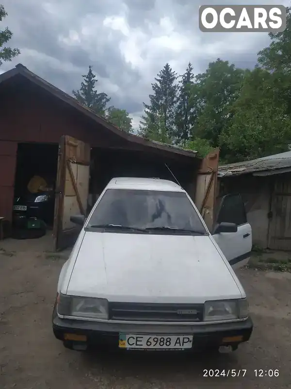 Седан Mazda 323 1986 1.6 л. Ручна / Механіка обл. Чернівецька, Чернівці - Фото 1/14