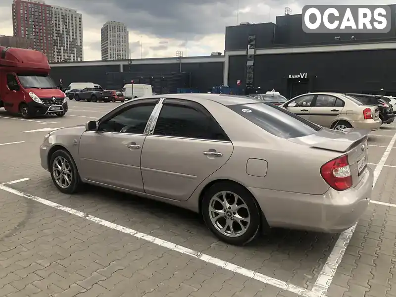 Седан Toyota Camry 2004 2.4 л. Ручна / Механіка обл. Київська, Київ - Фото 1/9