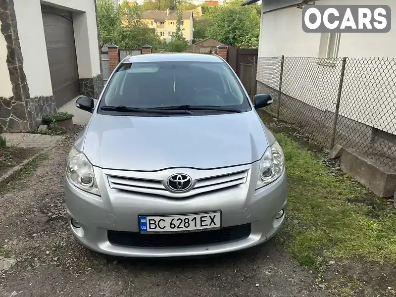 Хэтчбек Toyota Auris 2011 1.4 л. Ручная / Механика обл. Львовская, Львов - Фото 1/7