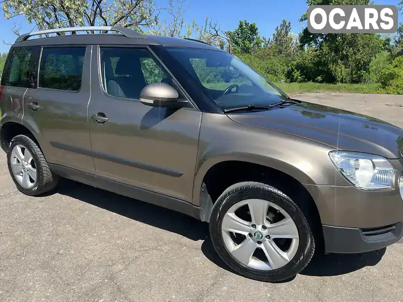 Позашляховик / Кросовер Skoda Yeti 2011 2 л. Ручна / Механіка обл. Дніпропетровська, Покров (Орджонікідзе) - Фото 1/21