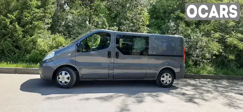 Мінівен Renault Trafic 2013 2 л. Ручна / Механіка обл. Рівненська, Рівне - Фото 1/21