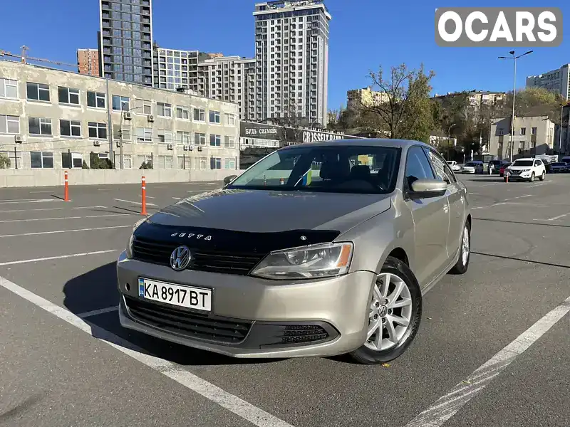 Седан Volkswagen Jetta 2012 2.47 л. Автомат обл. Київська, Київ - Фото 1/21