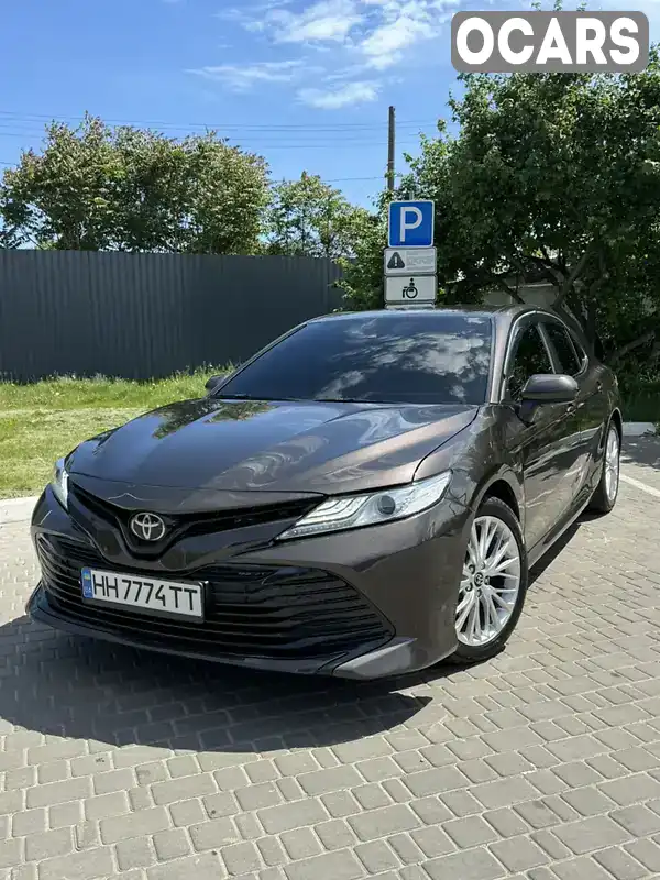 Седан Toyota Camry 2019 2.49 л. Автомат обл. Одесская, Одесса - Фото 1/15