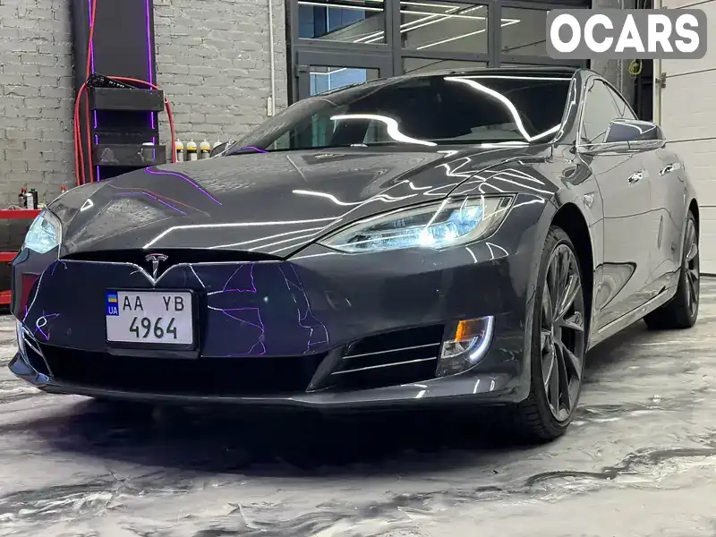 Лифтбек Tesla Model S 2019 null_content л. Автомат обл. Киевская, Киев - Фото 1/21