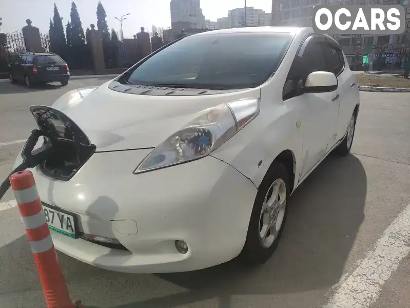 Хетчбек Nissan Leaf 2014 null_content л. обл. Харківська, Харків - Фото 1/19