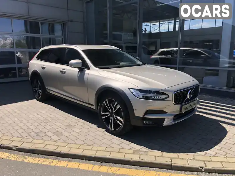 Универсал Volvo V90 Cross Country 2017 1.97 л. Автомат обл. Киевская, Киев - Фото 1/21