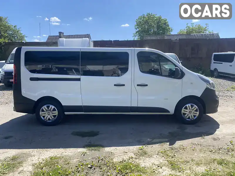 Мінівен Opel Vivaro 2016 1.6 л. Ручна / Механіка обл. Рівненська, Дубно - Фото 1/17