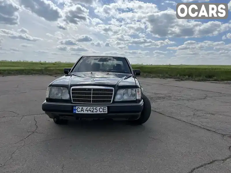 Седан Mercedes-Benz E-Class 1991 3 л. Автомат обл. Черкаська, Тальне - Фото 1/12