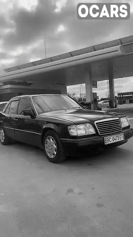 Седан Mercedes-Benz E-Class 1994 2 л. Автомат обл. Киевская, Сквира - Фото 1/8