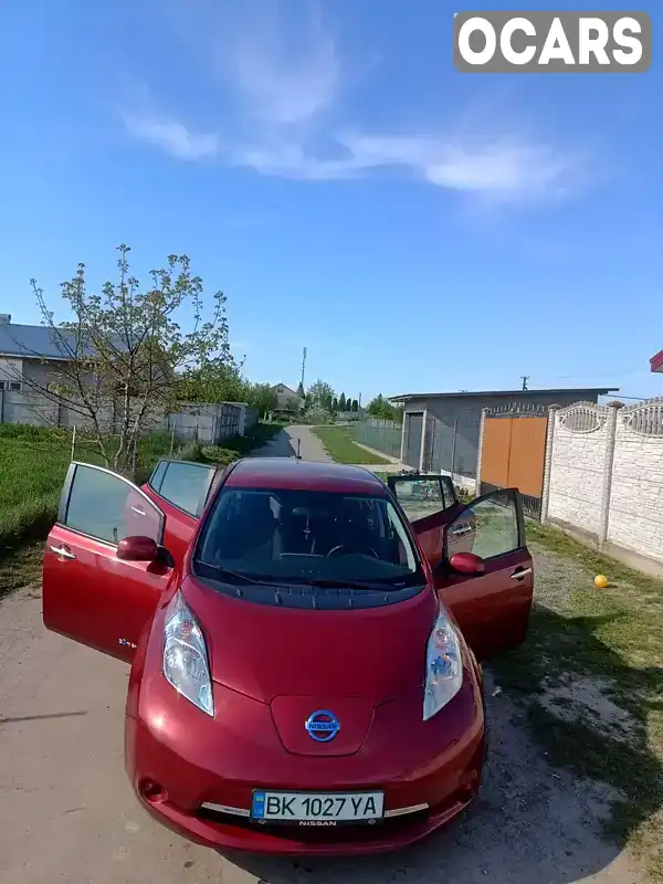 Хэтчбек Nissan Leaf 2014 null_content л. обл. Ровенская, Ровно - Фото 1/8