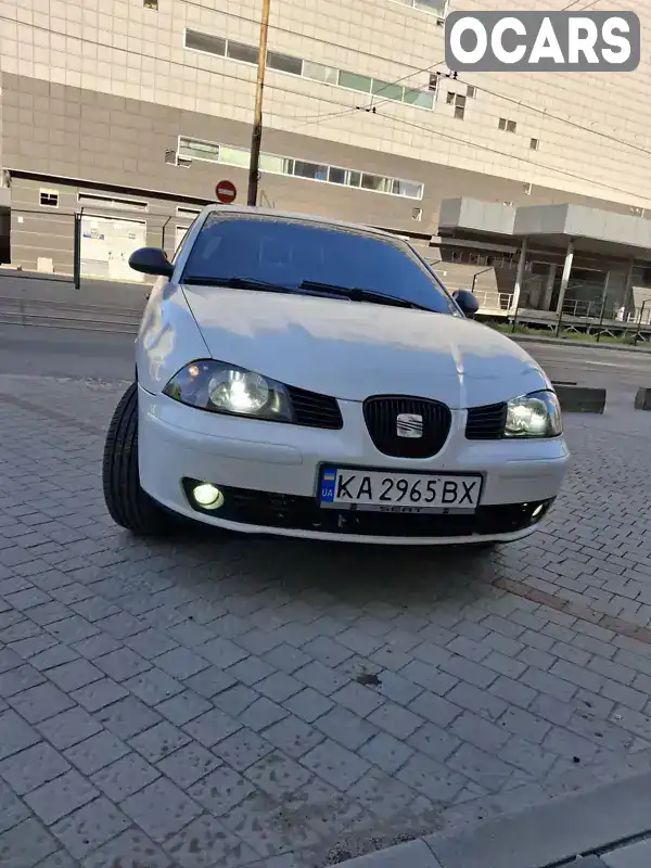 Седан SEAT Cordoba 2004 1.39 л. Ручна / Механіка обл. Запорізька, Запоріжжя - Фото 1/21