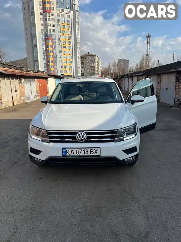 Позашляховик / Кросовер Volkswagen Tiguan 2017 1.98 л. Автомат обл. Київська, Київ - Фото 1/21