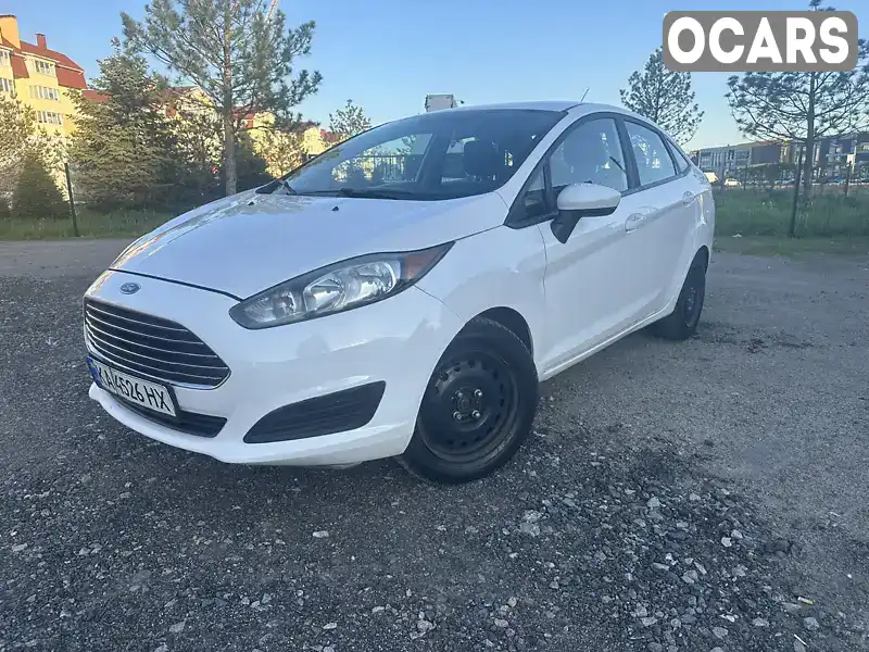 Седан Ford Fiesta 2015 1.6 л. Автомат обл. Киевская, Киев - Фото 1/21