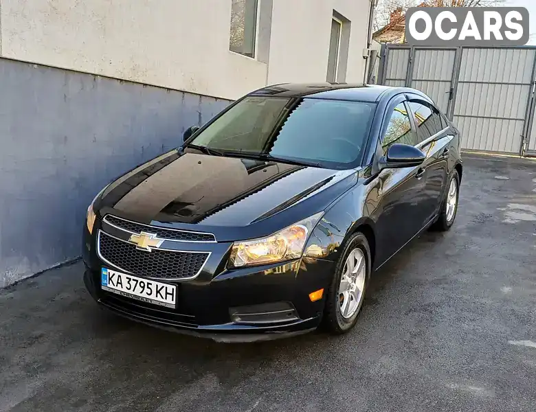 Седан Chevrolet Cruze 2013 1.36 л. Автомат обл. Киевская, Киев - Фото 1/21