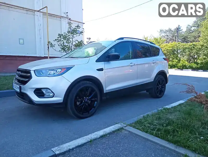 Позашляховик / Кросовер Ford Escape 2019 1.5 л. Автомат обл. Харківська, Харків - Фото 1/21