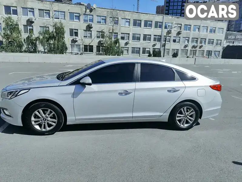 Седан Hyundai Sonata 2016 2 л. обл. Київська, Київ - Фото 1/21