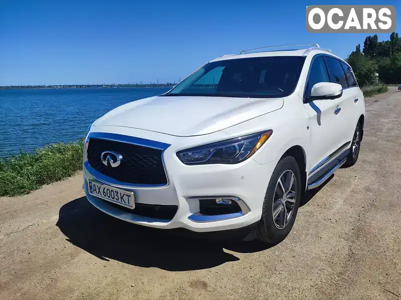 Позашляховик / Кросовер Infiniti QX60 2018 3.5 л. Варіатор обл. Одеська, Одеса - Фото 1/14