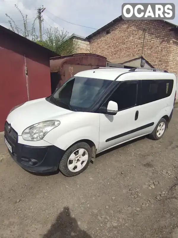 Минивэн Fiat Doblo 2011 1.6 л. Ручная / Механика обл. Ивано-Франковская, Коломыя - Фото 1/21