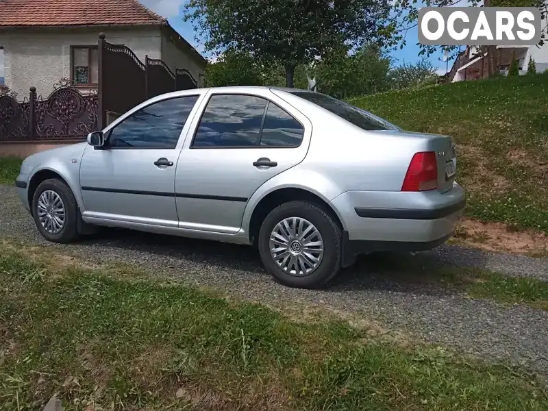 Седан Volkswagen Bora 2004 1.6 л. Ручна / Механіка обл. Закарпатська, Мукачево - Фото 1/9