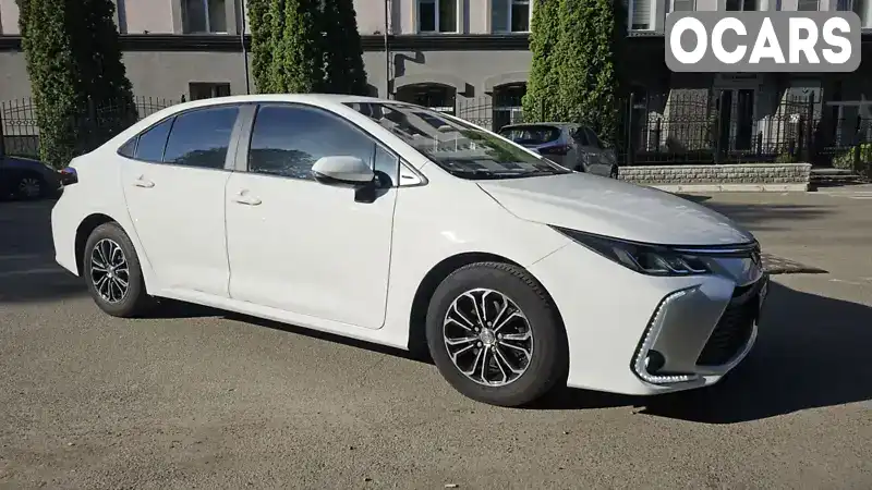 Седан Toyota Corolla 2020 1.6 л. Ручна / Механіка обл. Київська, Київ - Фото 1/21