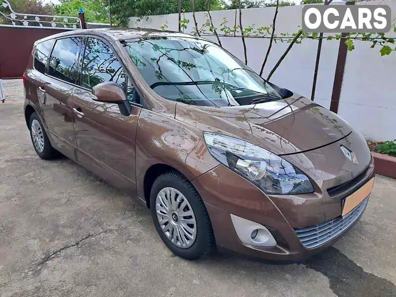 Минивэн Renault Grand Scenic 2009 1.6 л. Ручная / Механика обл. Винницкая, Тульчин - Фото 1/21