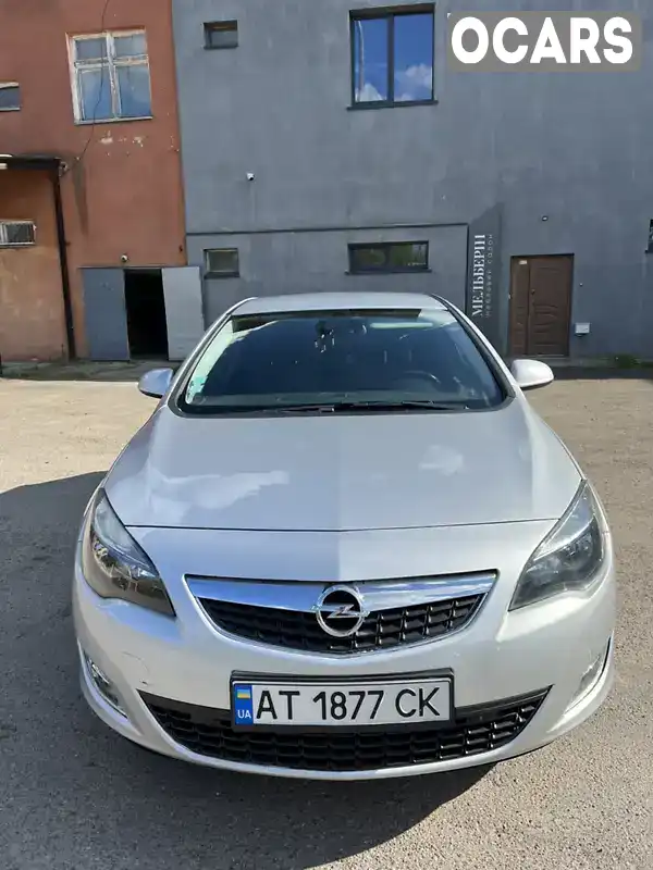 Хетчбек Opel Astra 2012 1.69 л. Ручна / Механіка обл. Івано-Франківська, Коломия - Фото 1/21