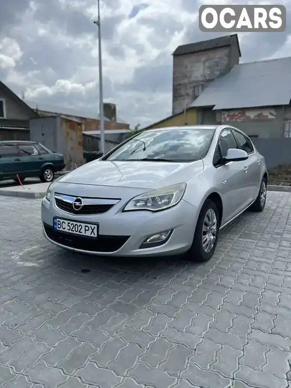 Хэтчбек Opel Astra 2009 1.6 л. Ручная / Механика обл. Львовская, Дрогобыч - Фото 1/20