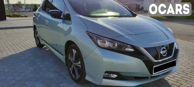 Хэтчбек Nissan Leaf 2018 null_content л. Автомат обл. Киевская, Киев - Фото 1/14