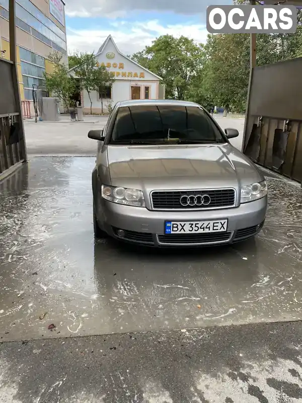 Седан Audi A4 2002 2.5 л. Ручна / Механіка обл. Хмельницька, Кам'янець-Подільський - Фото 1/8