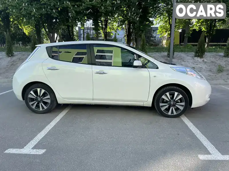 Хетчбек Nissan Leaf 2016 null_content л. Автомат обл. Рівненська, Рівне - Фото 1/21