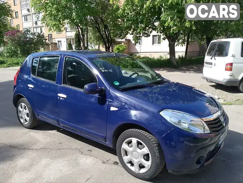 Хетчбек Dacia Sandero 2009 1.4 л. Ручна / Механіка обл. Київська, location.city.hlevakha - Фото 1/16