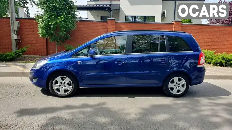 Минивэн Opel Zafira 2010 1.9 л. Ручная / Механика обл. Киевская, Киев - Фото 1/22