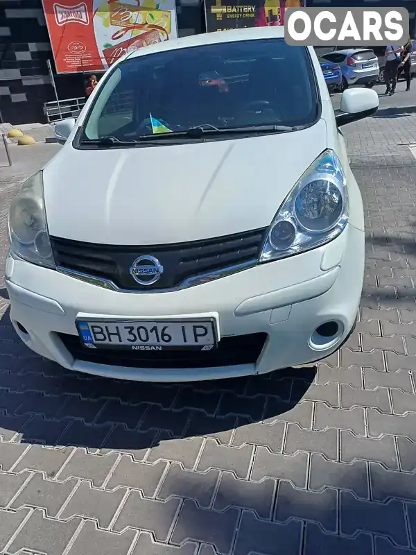 Хэтчбек Nissan Note 2011 1.39 л. Ручная / Механика обл. Одесская, Одесса - Фото 1/14