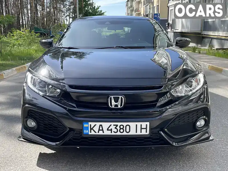 Хэтчбек Honda Civic 2019 1.5 л. Вариатор обл. Киевская, Ирпень - Фото 1/18