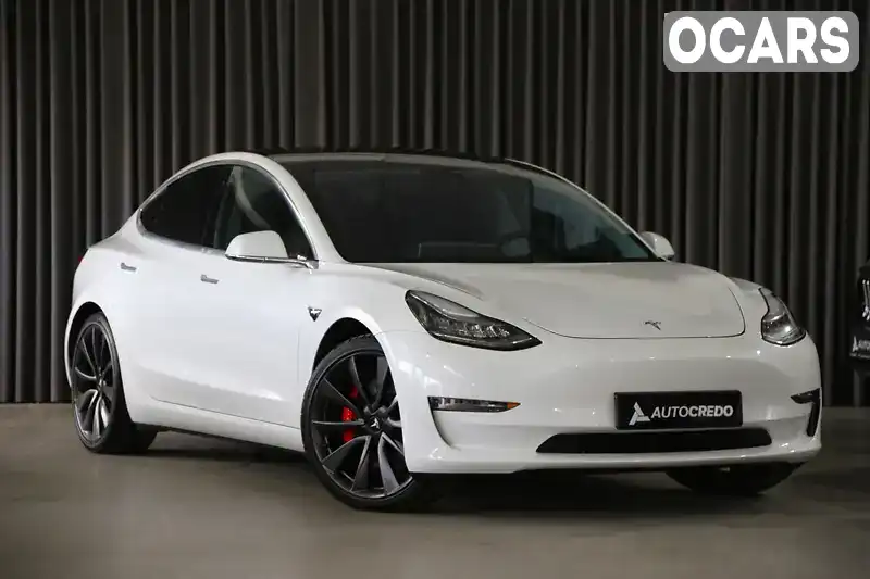 Седан Tesla Model 3 2019 null_content л. Автомат обл. Киевская, Киев - Фото 1/21